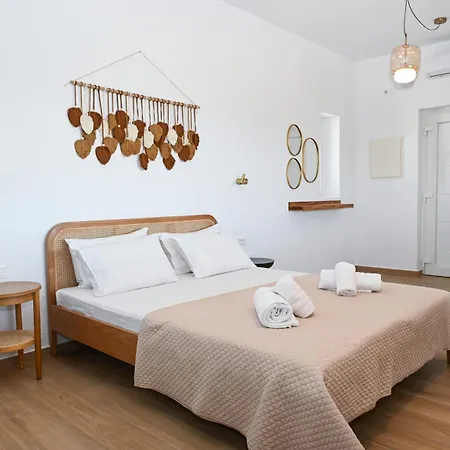 Olive Daire Adamantas (Milos)