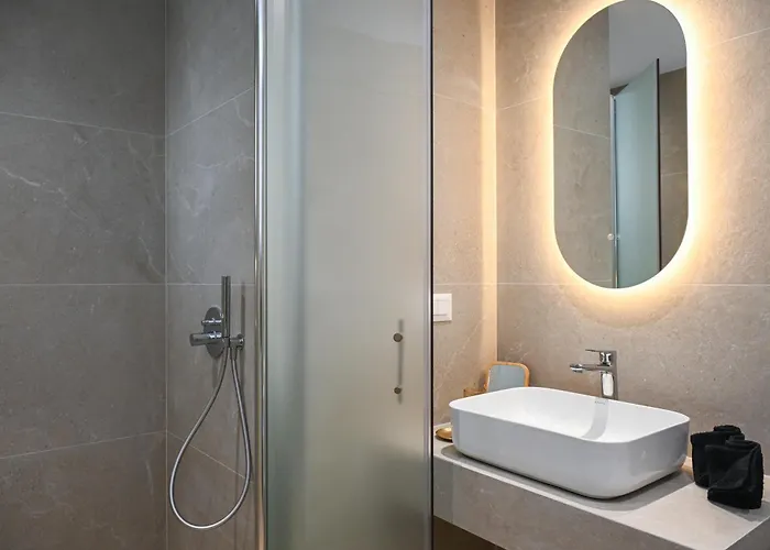 Olive アパート アダマス